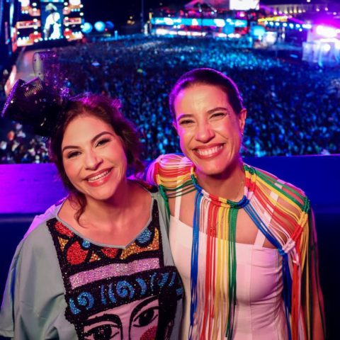 Raquel Lyra acompanha abertura do Carnaval em Olinda e no Recife