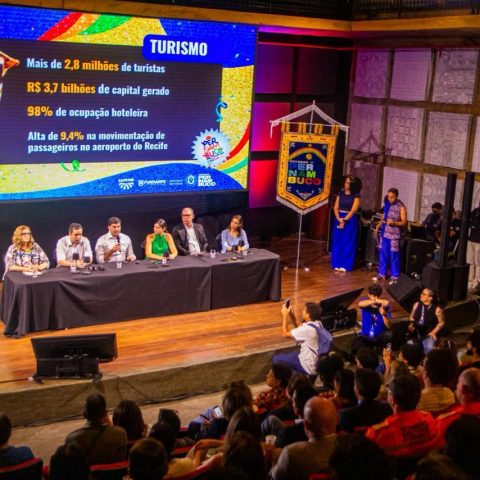 Pernambuco recebeu 2,8 milhões de turistas e movimentou R$ 3,7 bilhões, diz Governo de Pernambuco