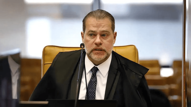 Toffoli manda PF enviar dados de celulares apreendidos e periciados no caso Master