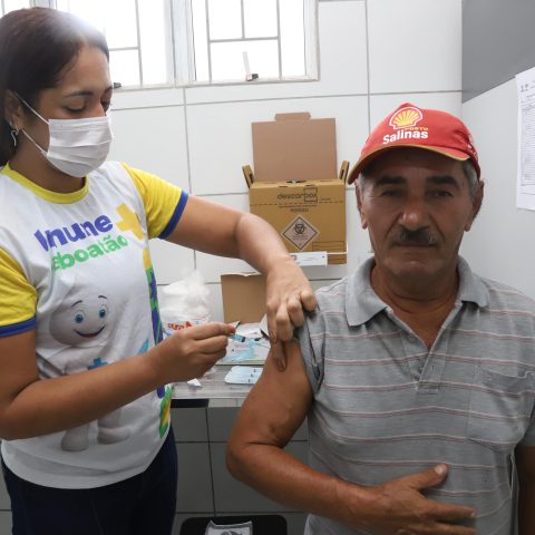 Pernambuco supera marca de 181 mil doses no Dia D de vacinação contra influenza