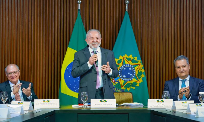 Eleições 2026: Lula confirma que Alckmin será seu vice na chapa que disputará a reeleição à presidência