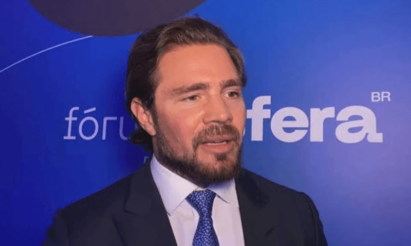 Daniel Vorcaro, dono do Banco Master, é preso em nova fase da operação da PF