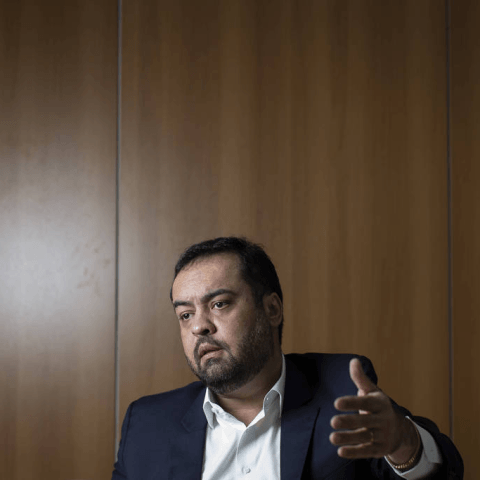 Cláudio Castro, ex-governador do RJ, é condenado no TSE por abuso de poder político e econômico e fica inelegível por 8 anos