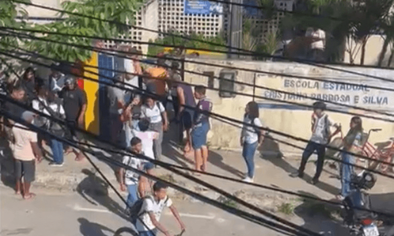 Aluno esfaqueia colegas em escola estadual em Barreiros,na Mata Sul de Pernambuco