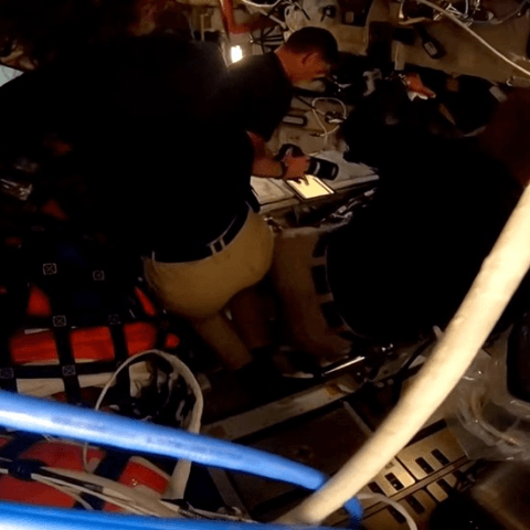 Artemis II inicia volta à Terra após passar pelo lado oculto da Lua