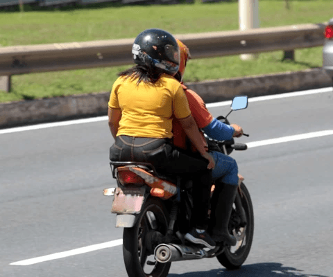 Mudança: Nova regra para capacetes de motociclistas passa a valer em 1º de julho; veja o que muda