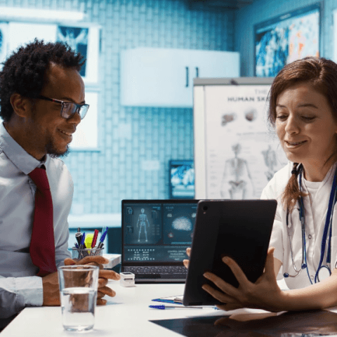 Medicina diagnóstica se conecta a outras áreas do cuidado; veja 3 empresas que podem atuar de forma complementar