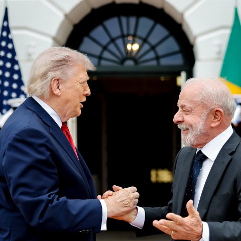 Trump elogia encontro com Lula e cita novas reuniões