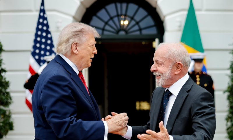 Trump elogia encontro com Lula e cita novas reuniões
