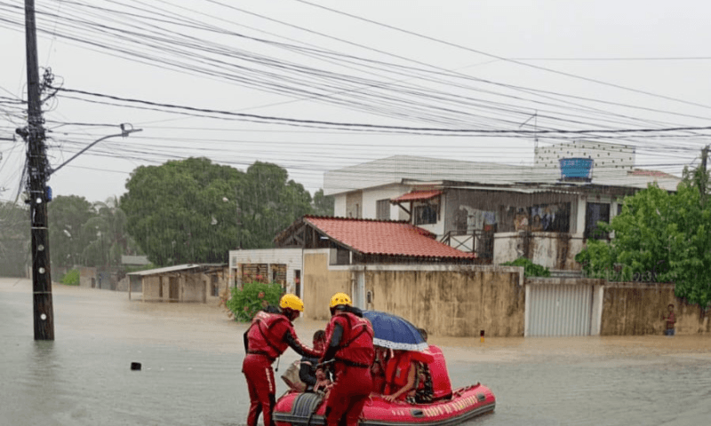 Pernambuco tem 21 cidades com chuva superior a 100mm nas últimas 12 horas,revela Apac