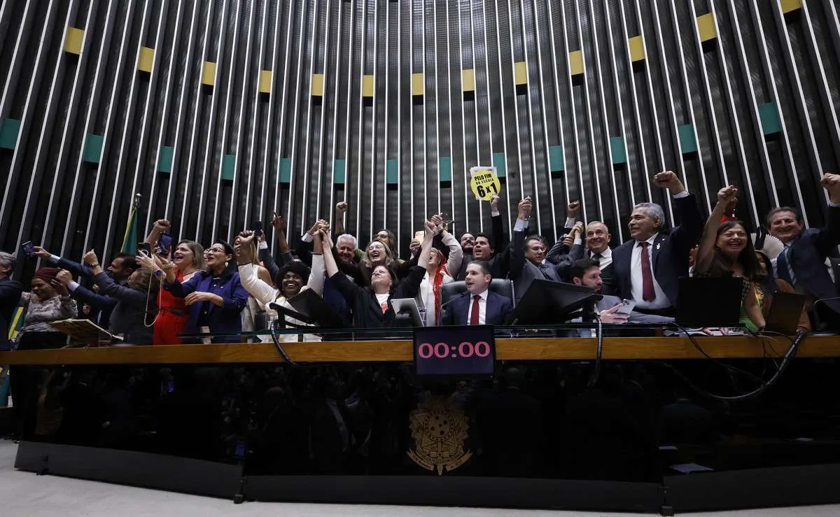 Fim da escala 6×1: Veja como votaram os deputados pernambucanos