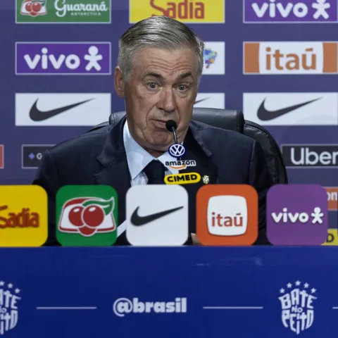 ‘Ele vai jogar se merecer’, diz Ancelotti sobre convocação de Neymar para Copa do Mundo