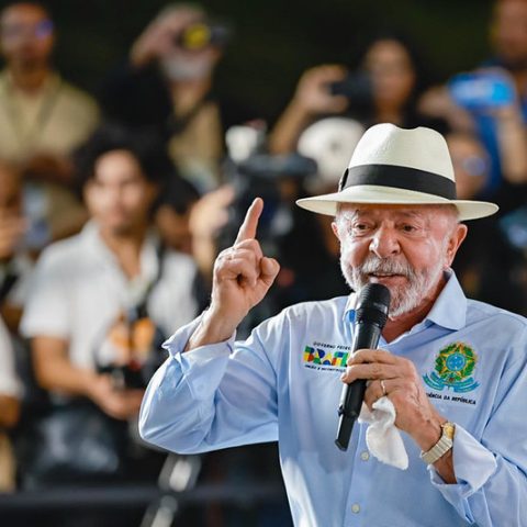 Lula culpa ‘filhos de Bolsonaro’ por novo tarifaço dos EUA contra o Brasil: ‘Traidores da pátria’