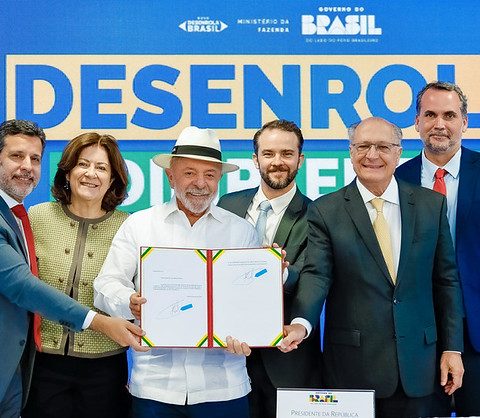 Governo lança novo Desenrola para trabalhadores informais que pagam em dia; veja regras