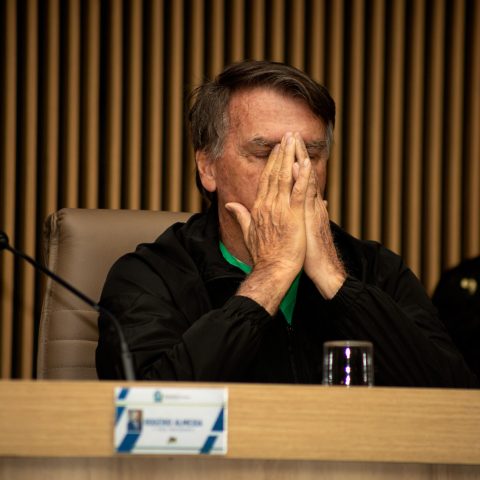 Prisão domiciliar de Bolsonaro chega ao fim na quinta(28);Moraes avalia retorno ao sistema prisional