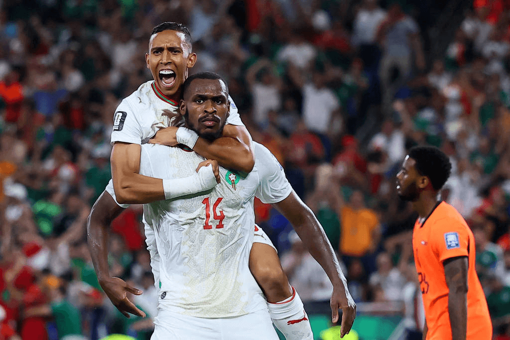 Marrocos arranca empate no fim, vence Holanda nos pênaltis e vai enfrentar o Canadá nas oitavas da Copa