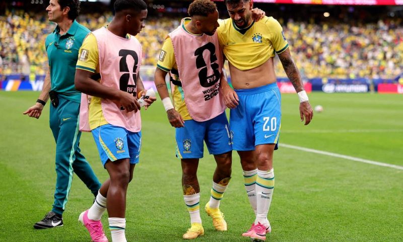 Lucas Paquetá tem lesão  confirmada e desfalca  o Brasil nas oitavas da Copa do Mundo