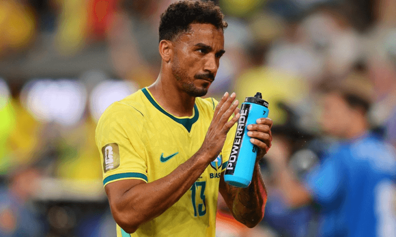 Danilo critica atuação do Brasil: “Tem que agradecer que o primeiro tempo terminou 1 a 1”