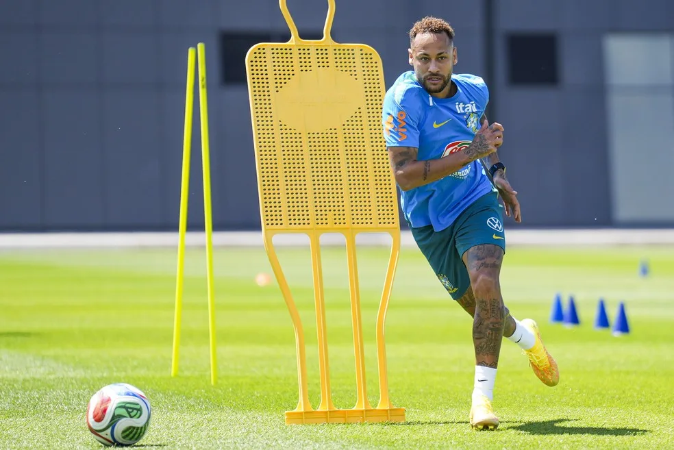 Copa do Mundo: Neymar é liberado para  enfrentar a Escócia