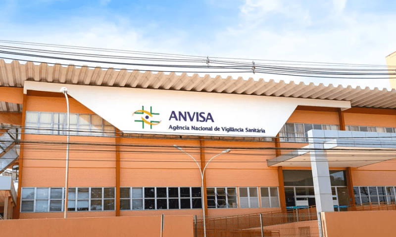 Anvisa proíbe comercialização de lotes de medicamentos contra câncer falsos; veja quais