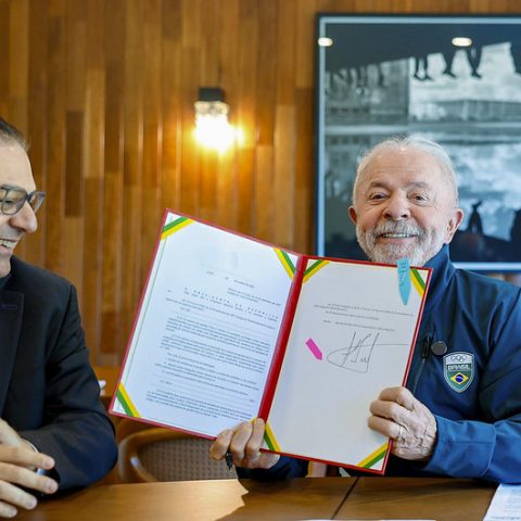 Lula sanciona lei para renovação automática da CNH a bons motoristas