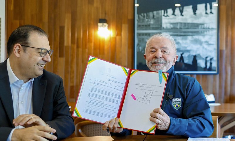 Lula sanciona lei para renovação automática da CNH a bons motoristas