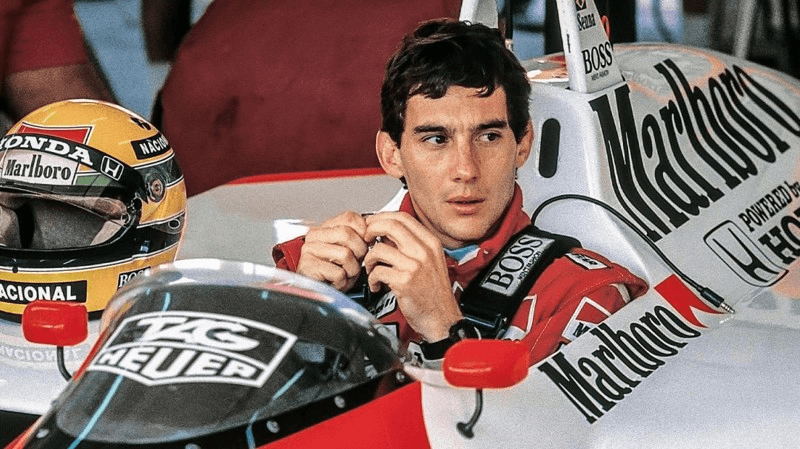 Lula sanciona lei que reconhece Ayrton Senna como Herói da Pátria