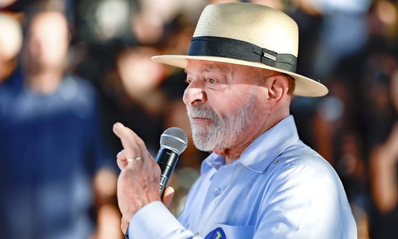 Lula rebate Flávio Bolsonaro e diz que não há motivo para tarifaço antes ou após eleição
